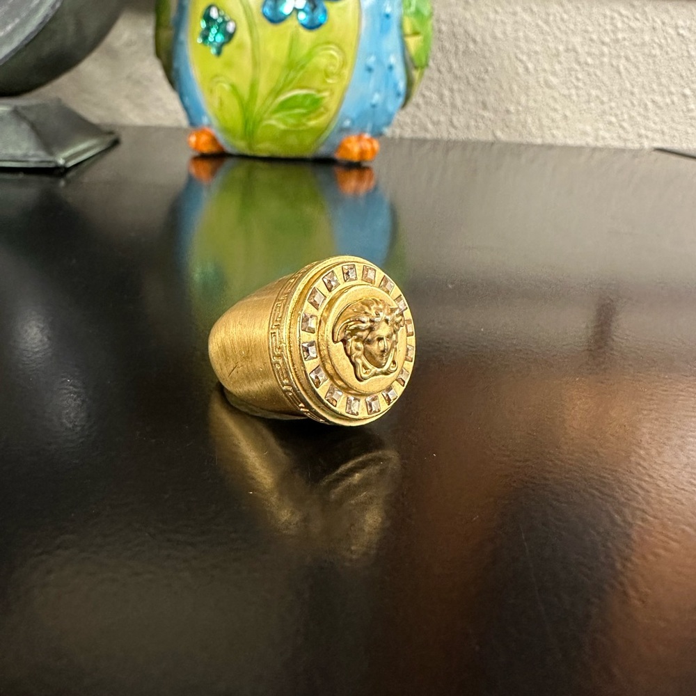 Authentic Versace Ring. - image 4